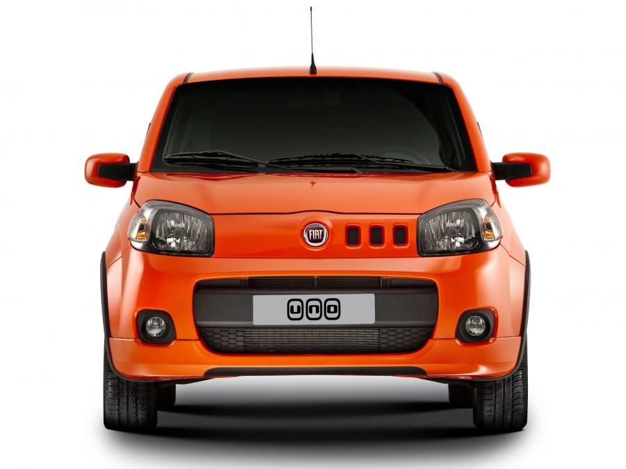 Fiat Uno Sporting 5-Door 2010 года  (фото 8 из 12)